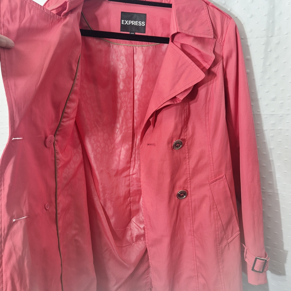 Express Women's Coral Ruffled Lepel Trench Coat Size Med - Picture 7 of 12